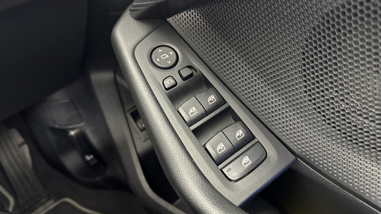 BMW 1 Series 118i [136] Sport 5dr [Live Cockpit Professional] Petrol Hatchback